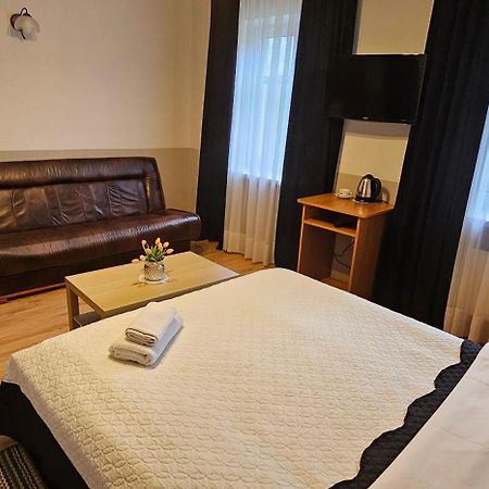 Bed and Breakfast Uroczysko Jastrowie Exterior foto